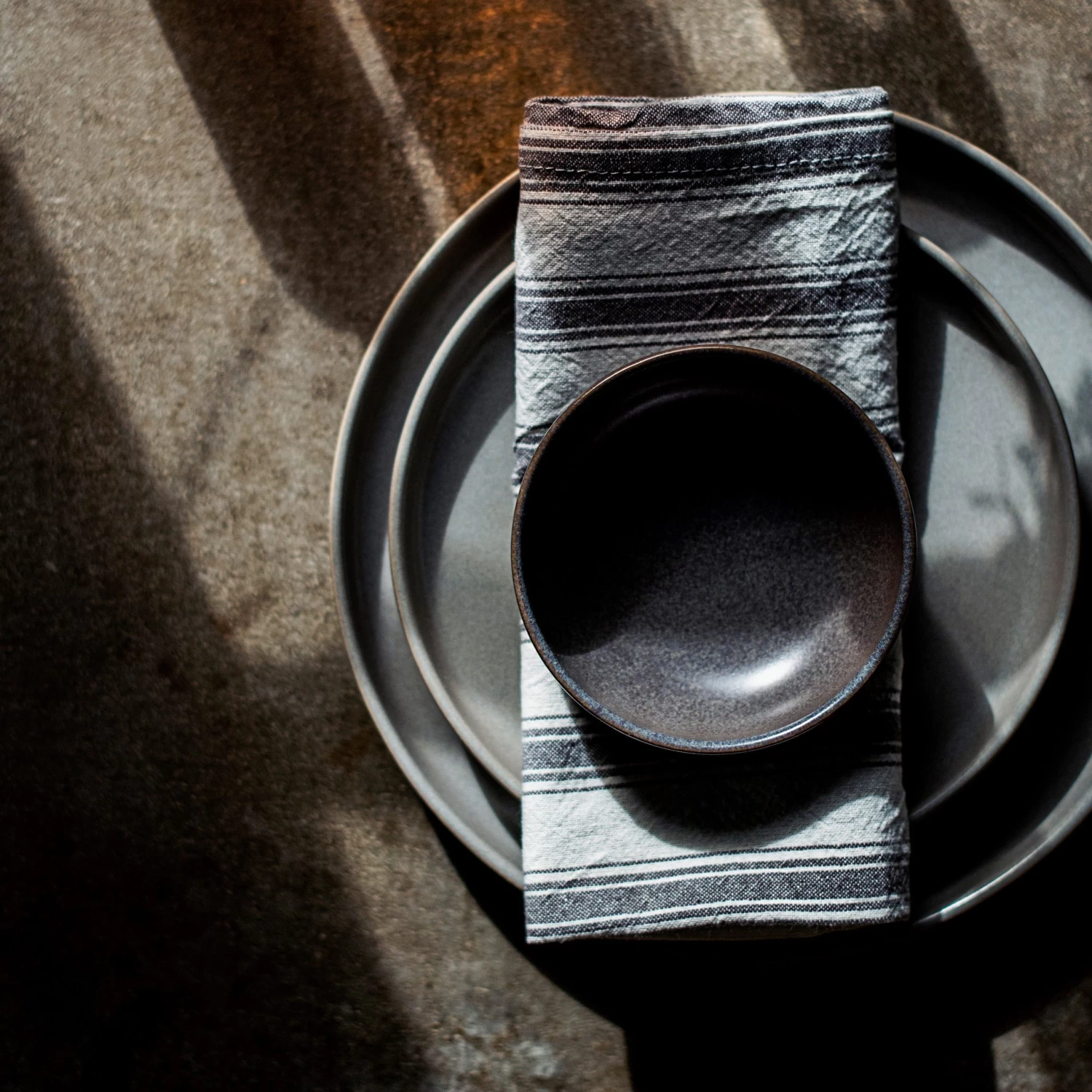 Schüssel Bruno Steingut 12 Cm Dunkelgrau 7 Schüssel Bruno Steingut 12 Cm Dunkelgrau – Bild 5