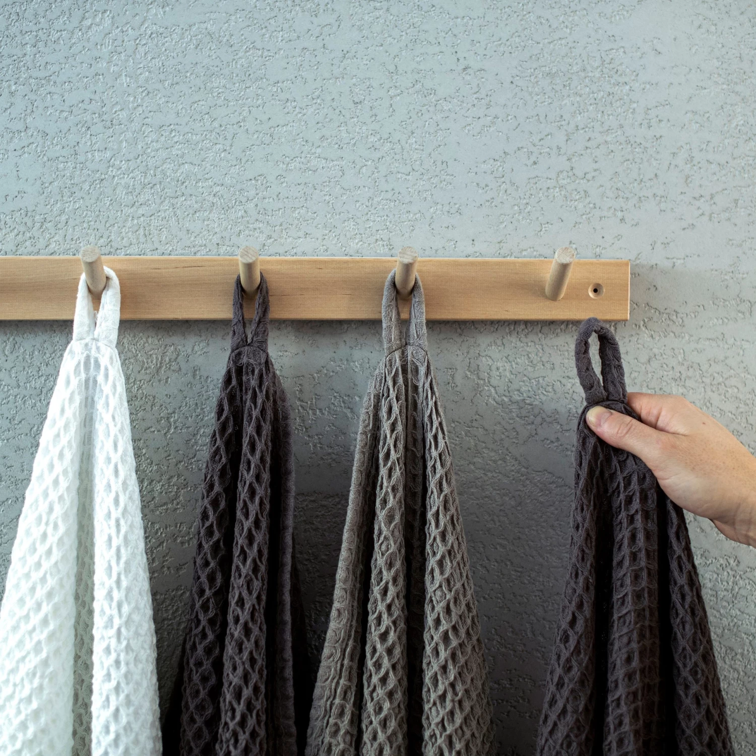 Handtuch Våffla 100x150cm Weiß 5 Handtuch Våffla 100x150cm Weiß – Bild 3