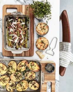 DUKA Cutting Board 40X25cm Acacia 11 DUKA Cutting Board 40X25cm Acacia -Heimtextilien Geschäft 920 402596 37017